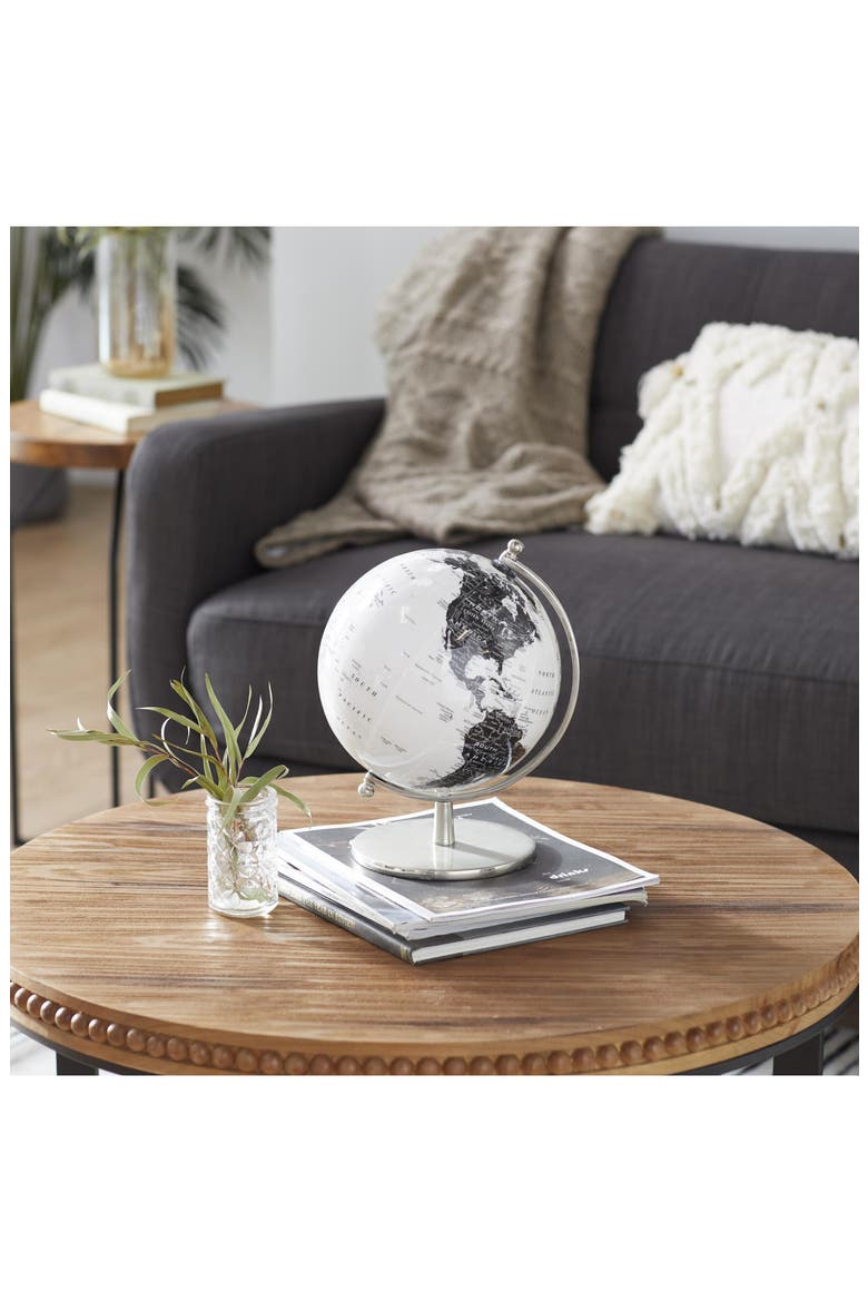 Globe, Alternate, color, WHITE