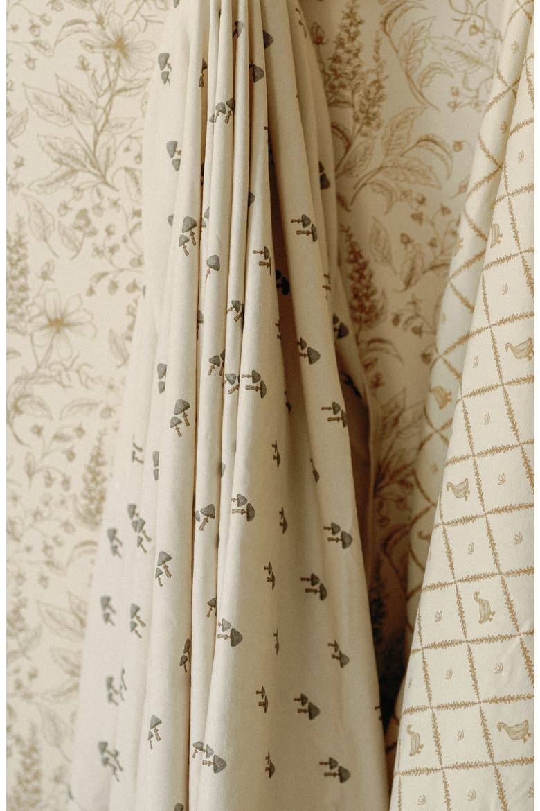 Assorted 2-Pack Organic Cotton Jersey Swaddle Blankets, Alternate, color, MUSHROOMS/SQUIRRELS