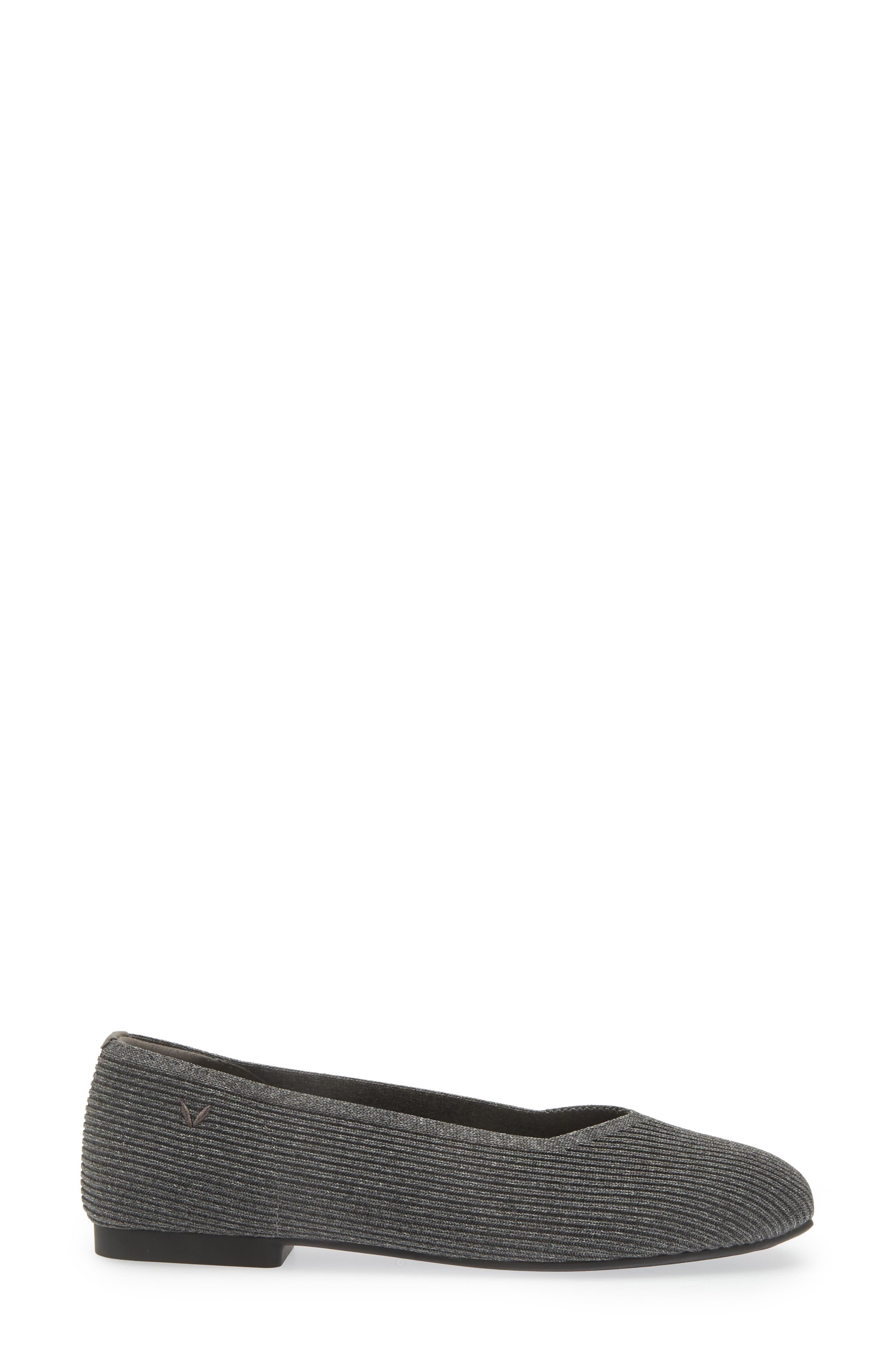 Square-Toe V-Cut Flats, Alternate, color, RICH GREY