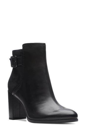 Clarks Freva 85 Buckle In Black