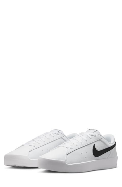 Court Heritage Low Top Sneaker