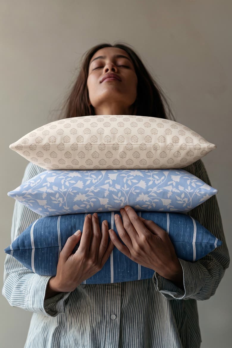 Lisel Lumbar Pillow Cover, Alternate, color, Chambray Blue