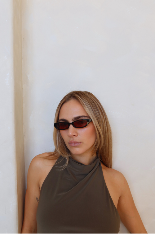 Indy Gisele Cateye Polarized Sunglasses In Black