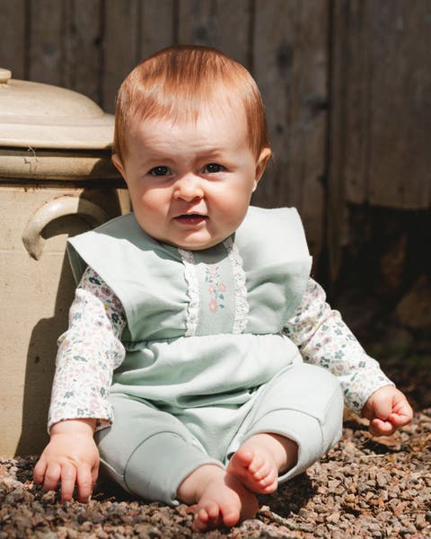 Organic Cotton Bodysuit and Sleeveless Overalls Set (Baby)