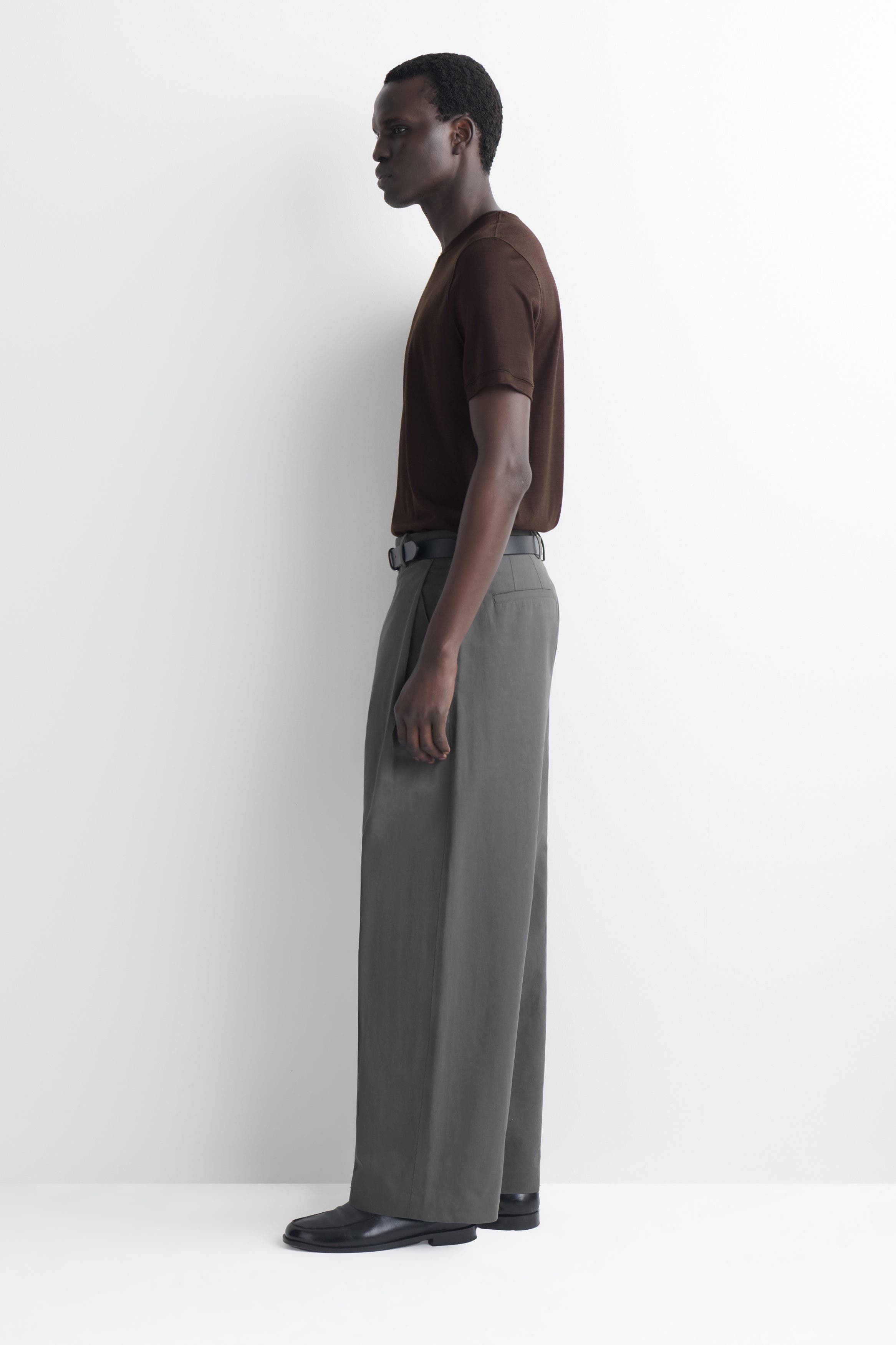 Wide-Leg Pleated Cotton Pants - image 4