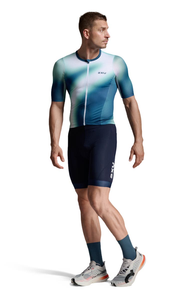 2XU Core Tri 8 Inch Shorts, Alternate, color, 