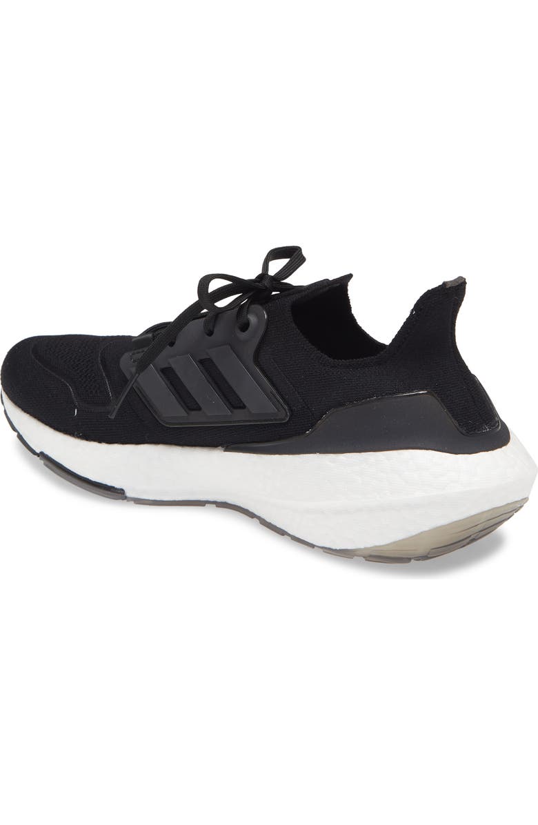 adidas Ultraboost 22 Running Shoe, Alternate, color,
