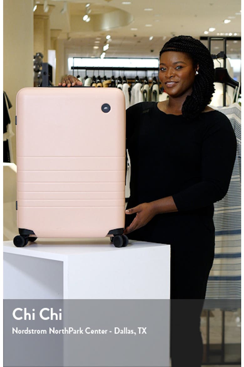 27-Inch Medium Check-In Spinner Luggage video