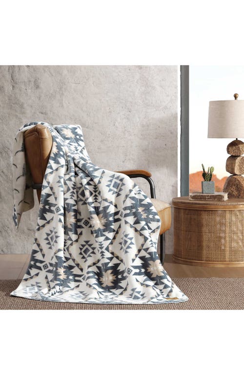 Wrangler Dakota Reversible Faux Shearling Throw Blanket In Grey