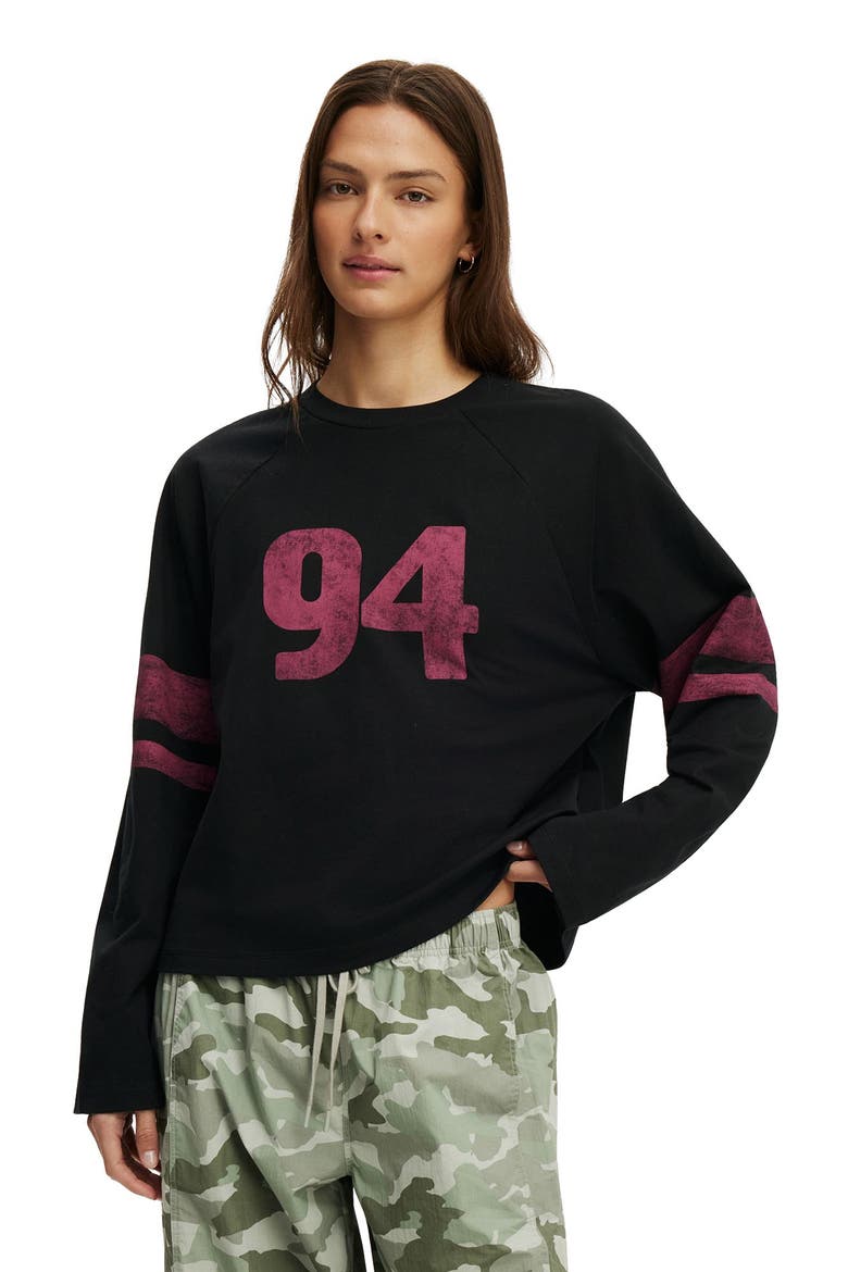 Women's Active Graphic Raglan Tee, Main, color, Black Hoops