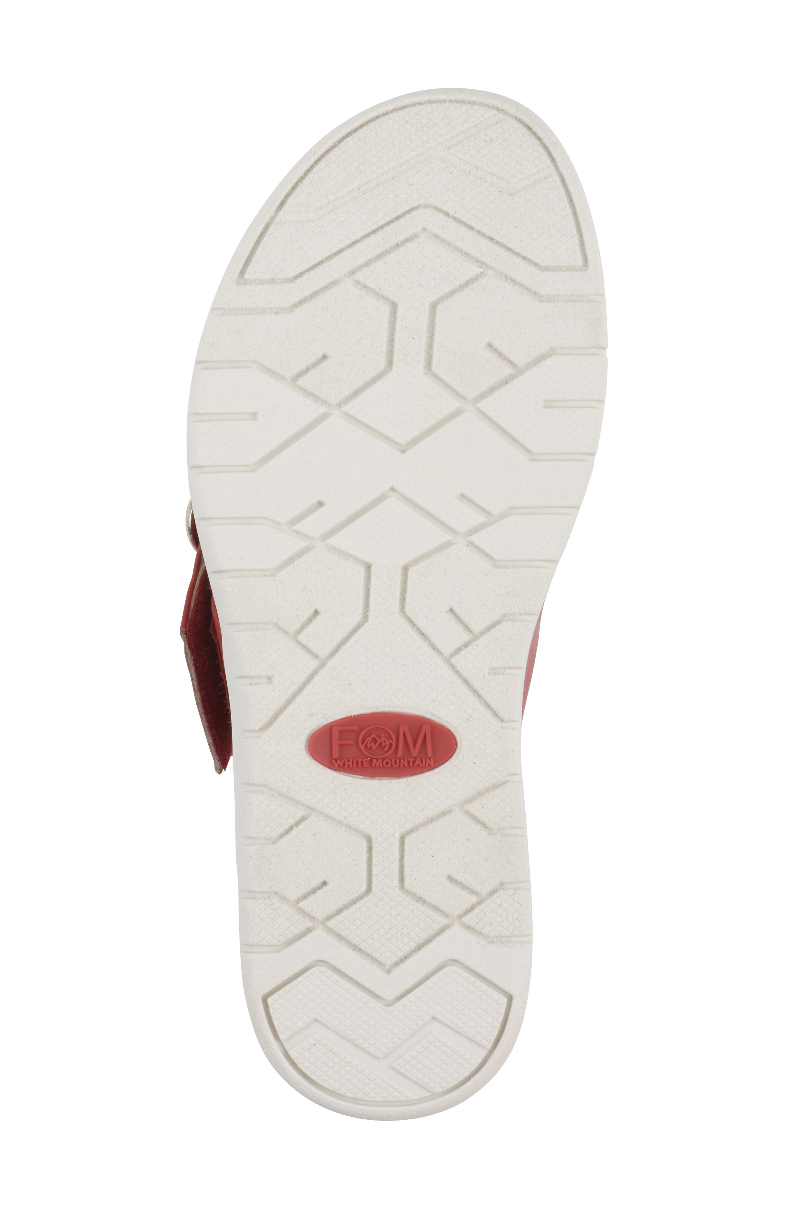 Nalla Recovery Foam Thong Sandal, Alternate, color, CRUELLA RED/ BURNISH/ SMOOTH