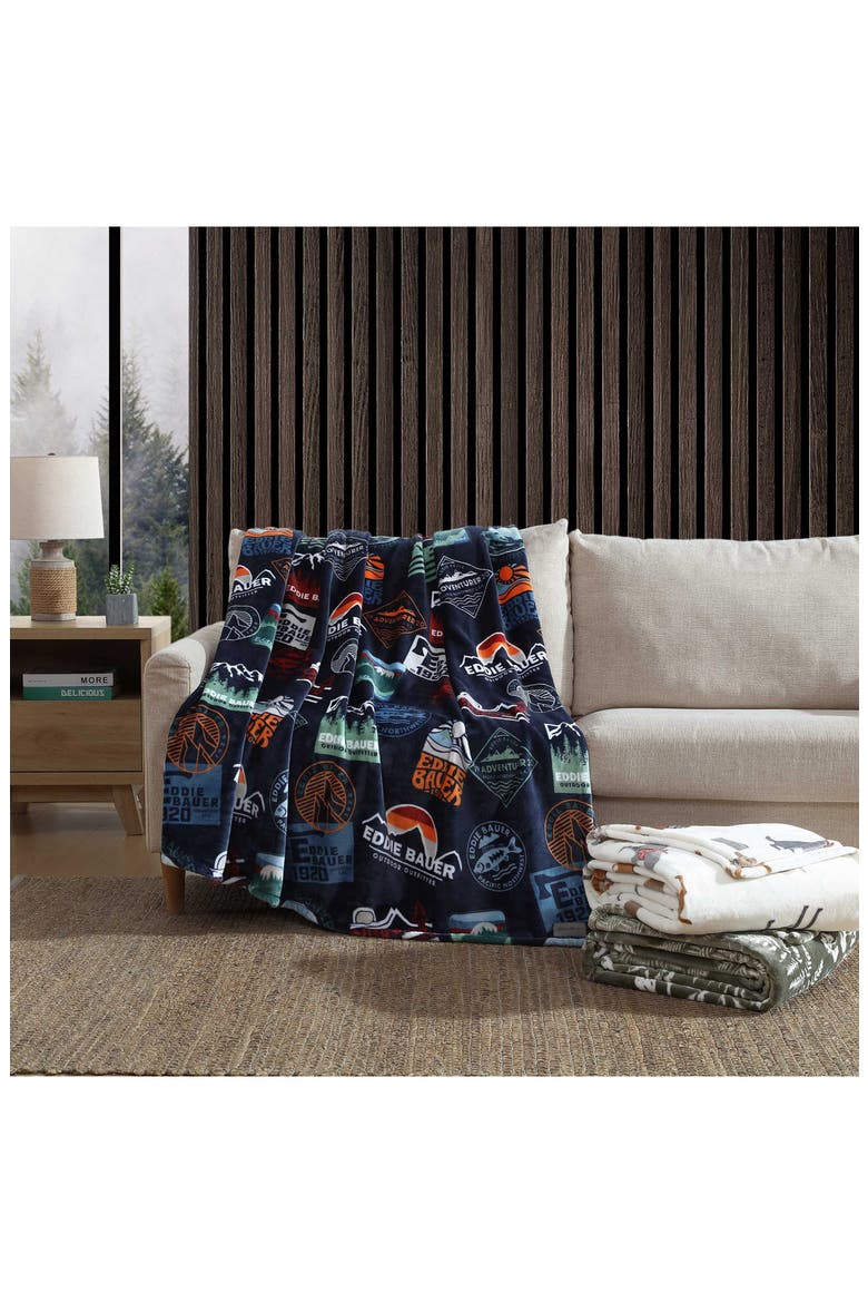 Fern Garden Plush Throw Blanket, Alternate, color, GREEN