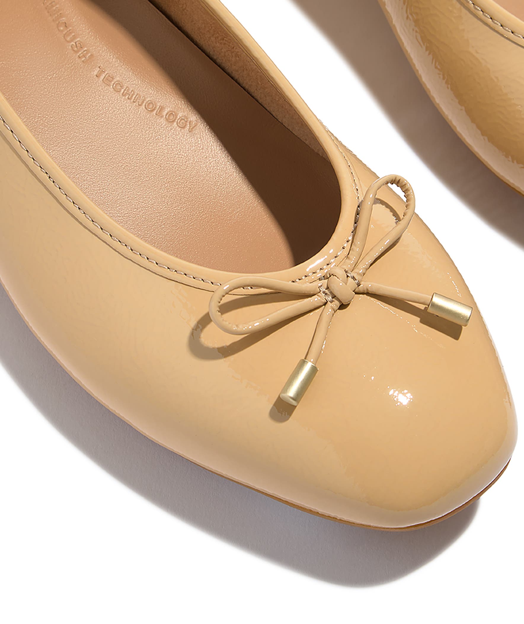 FitFlop Delicato Bow Pat Lea Ballet, Alternate, color, Cappuccino