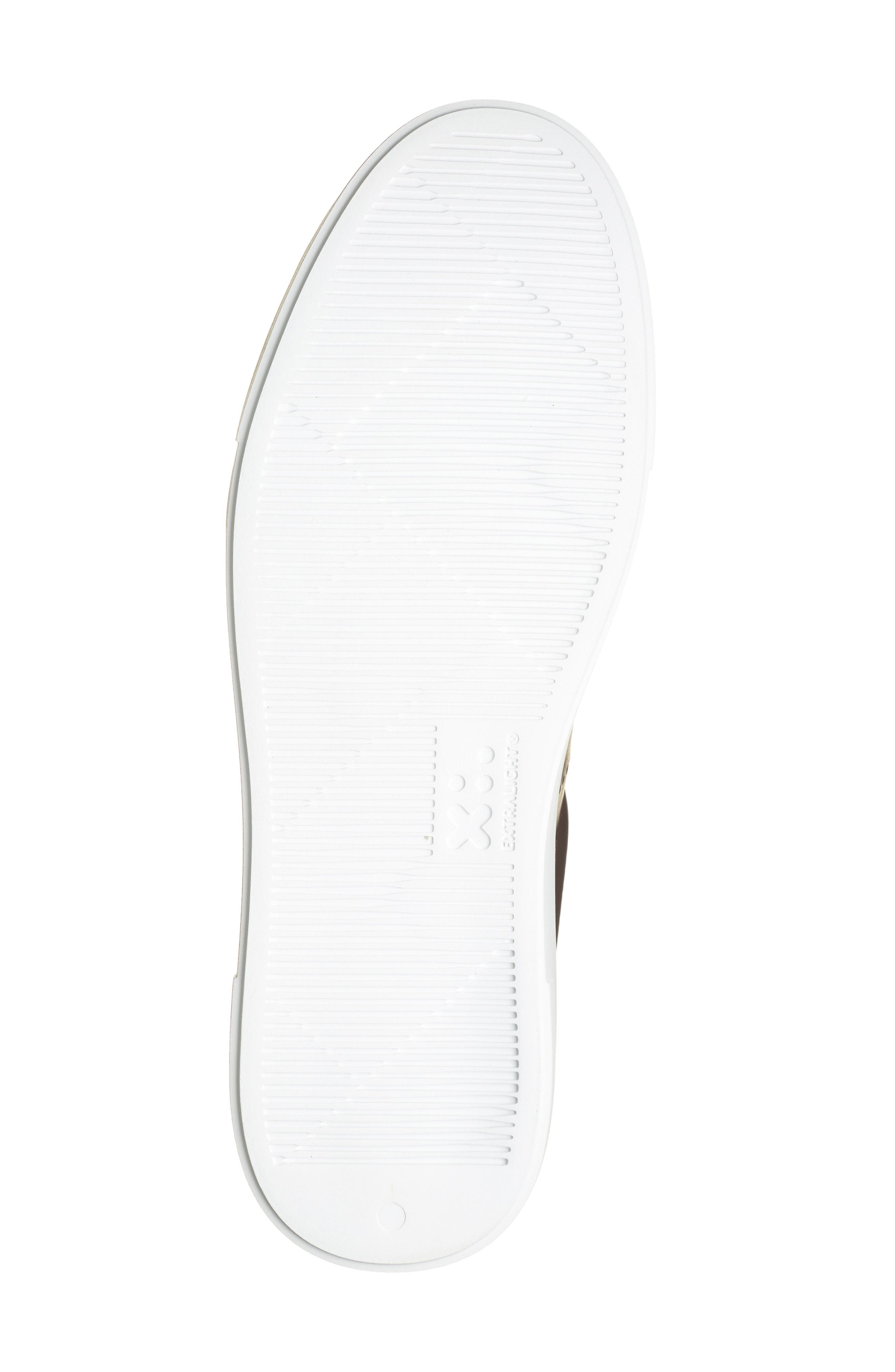 Magnanni Sirius Low Top Sneaker, Alternate, color, Taupe