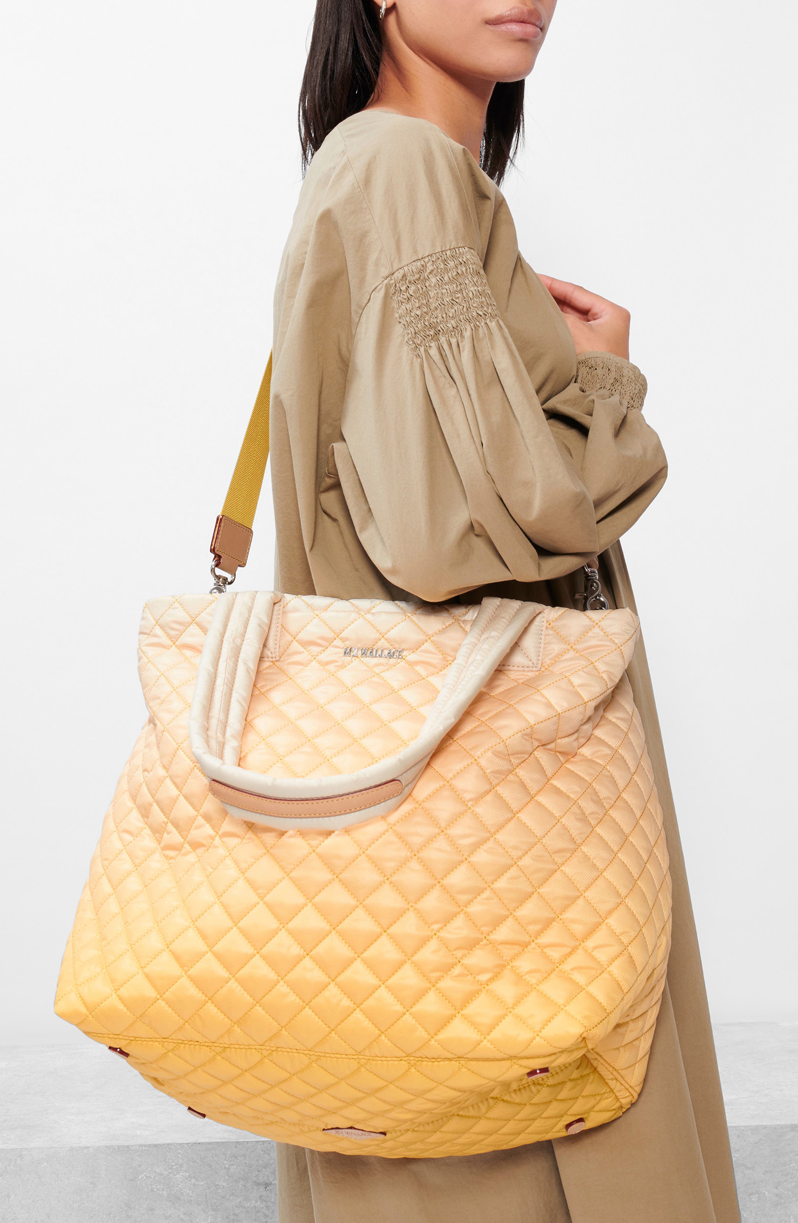 Large Metro Tote Deluxe, Alternate, color, SUNFLOWER OMBRE