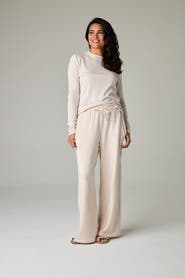 eavolu Garda Eco-Luxe Rib Crew-Neck Long Sleeve Top - Ultra Luxe Flow
