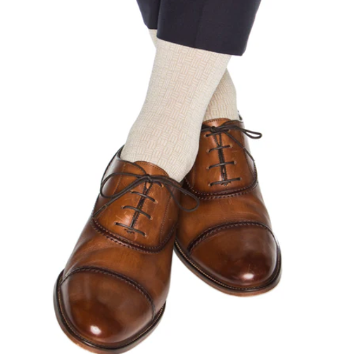 Trafalgar Horatio Cross Hatch Design Mid-calf Mercerized Cotton Socks In Tan With White