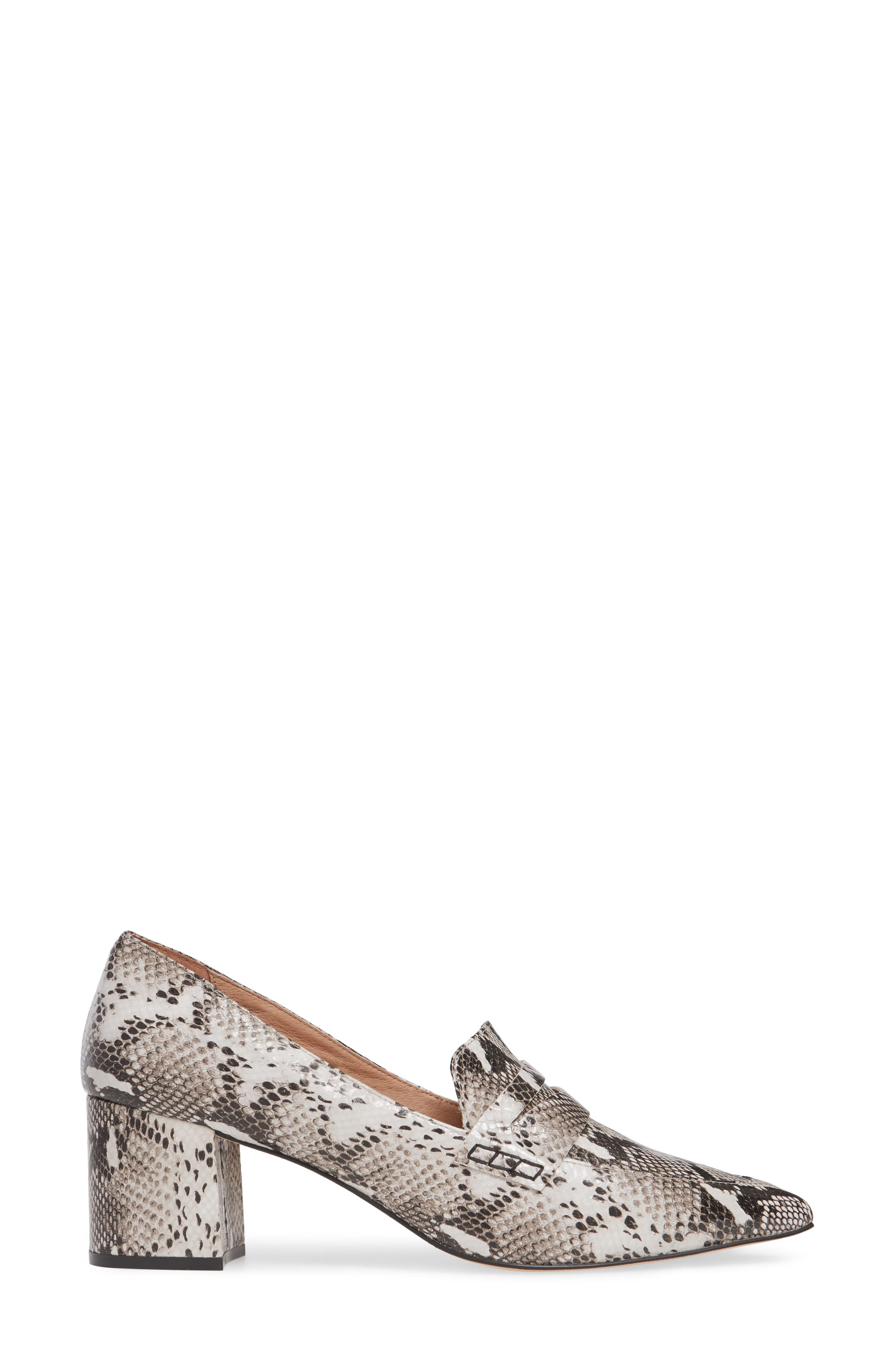 Halogen<sup>®</sup> Isabelle Pointy Toe Pump, Alternate, color, 