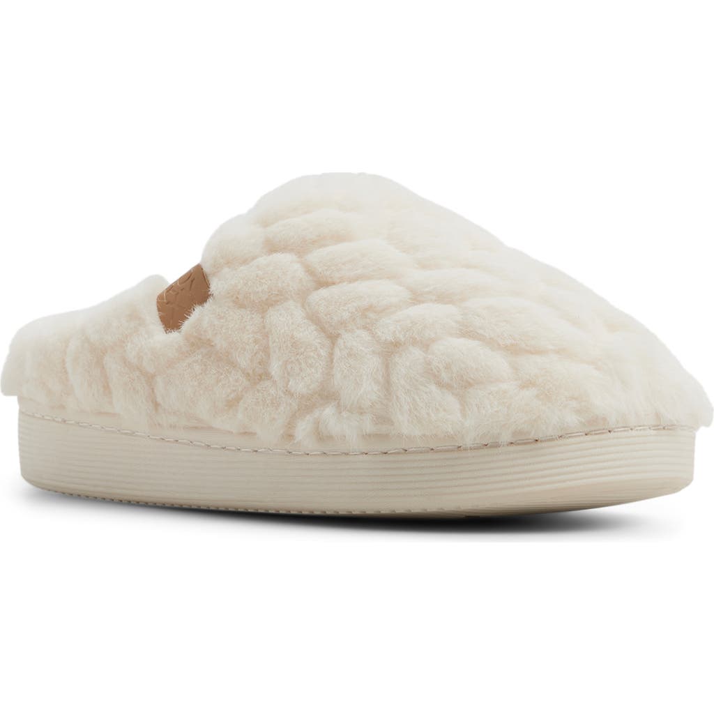 Roxy Bae Faux Fur Slipper In White