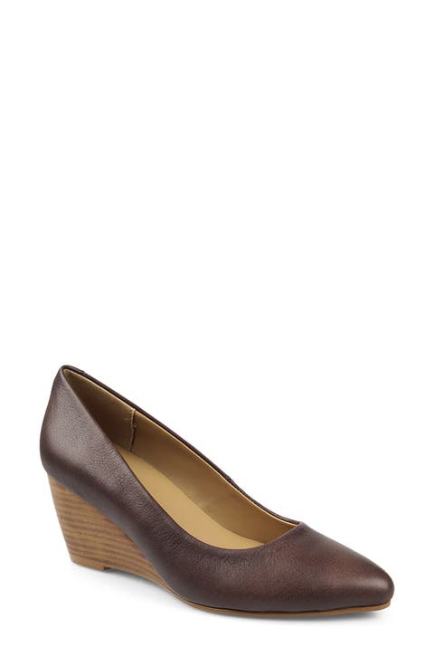 Wedge Pump (Women)