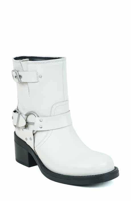 Kenneth Cole Stride Bootie