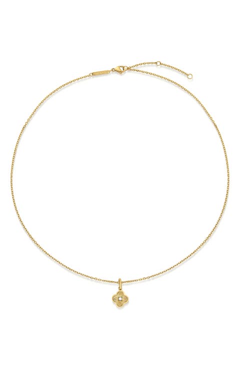 Pleated Clover Pendant Necklace