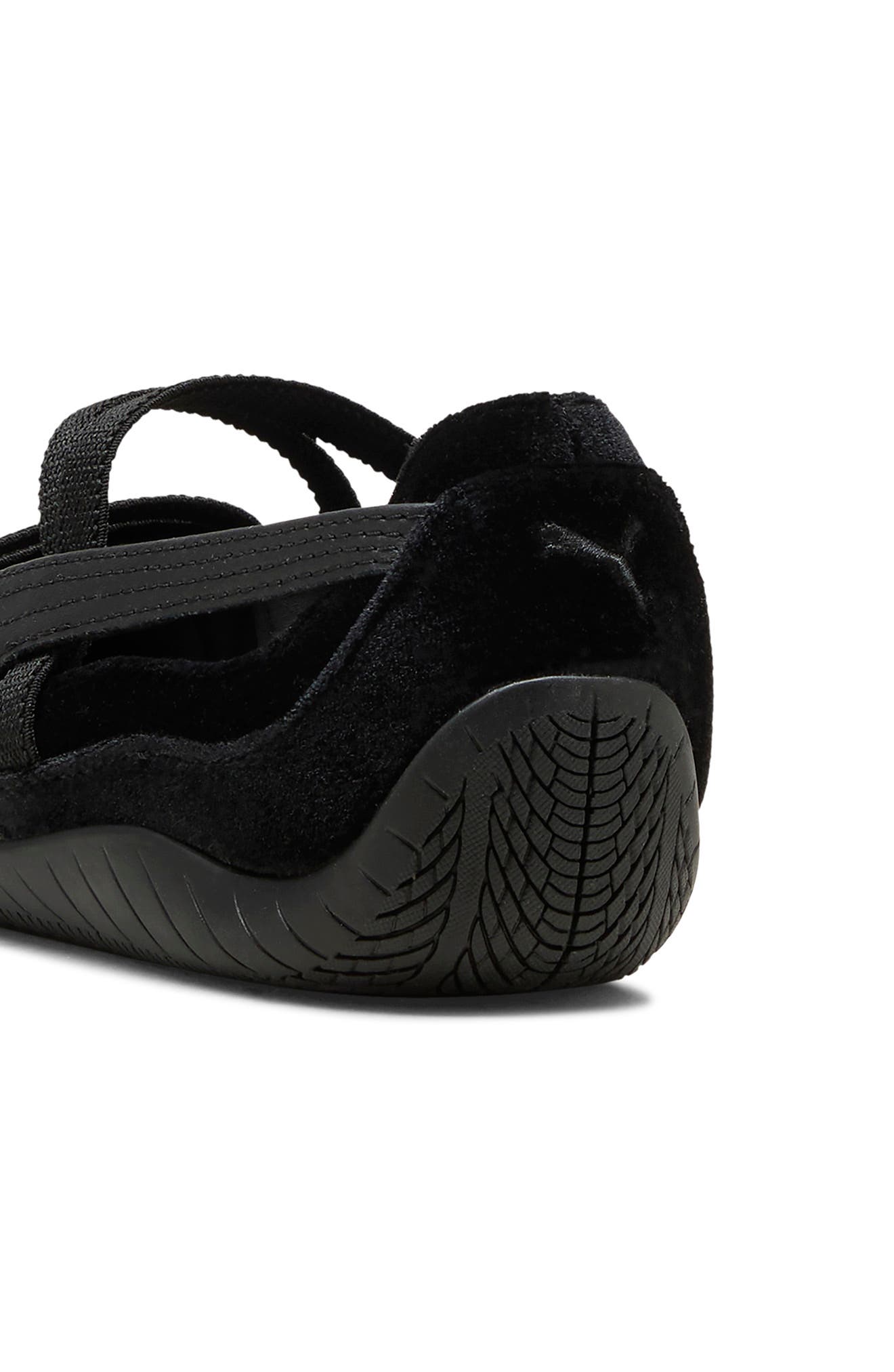 PUMA Kids
 Speedcat Ballet Velvet Sneaker, Alternate, color, Puma Black