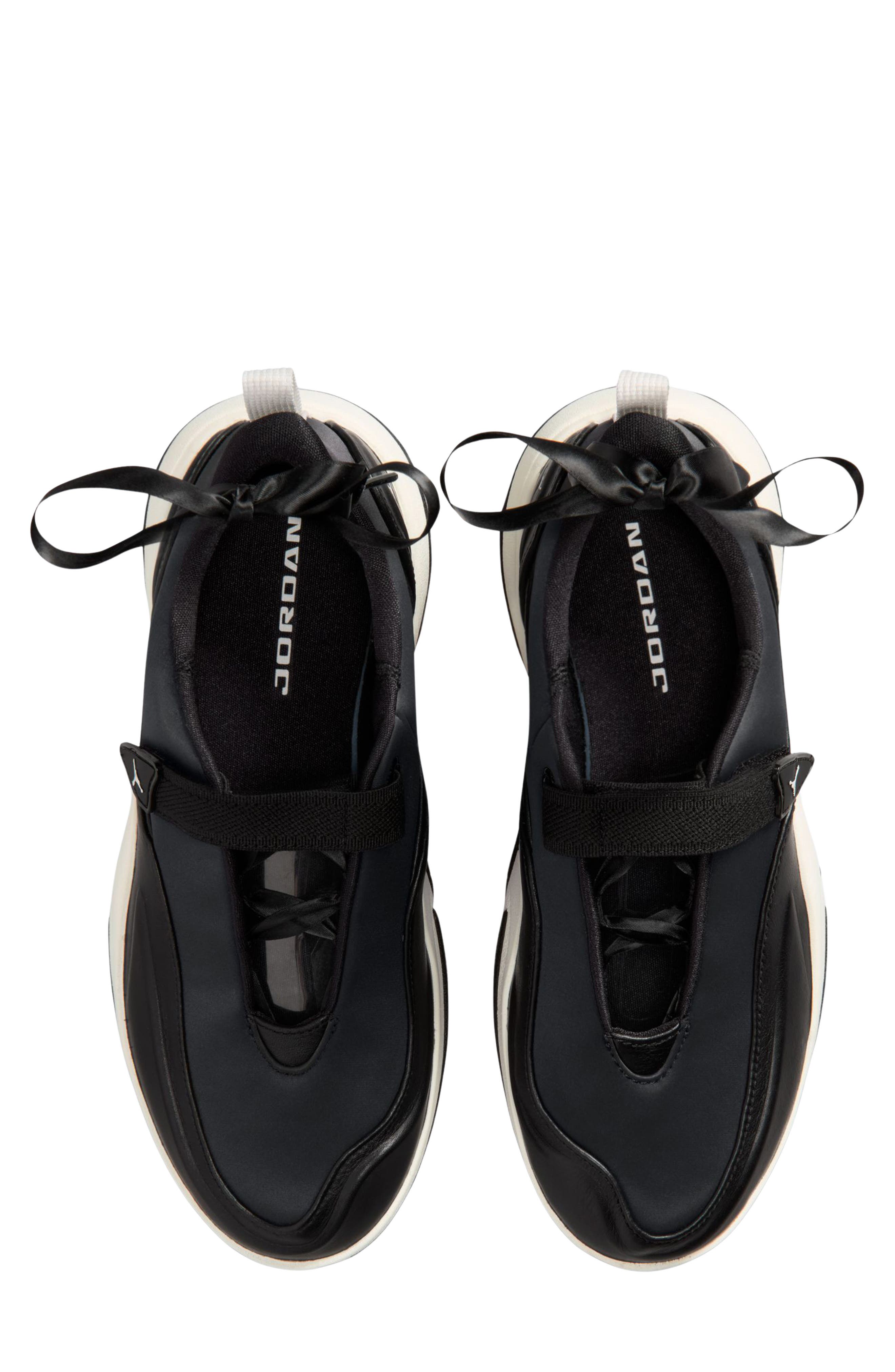 Jordan The Jordan Pointe Sneaker, Alternate, color, Black/ Sail