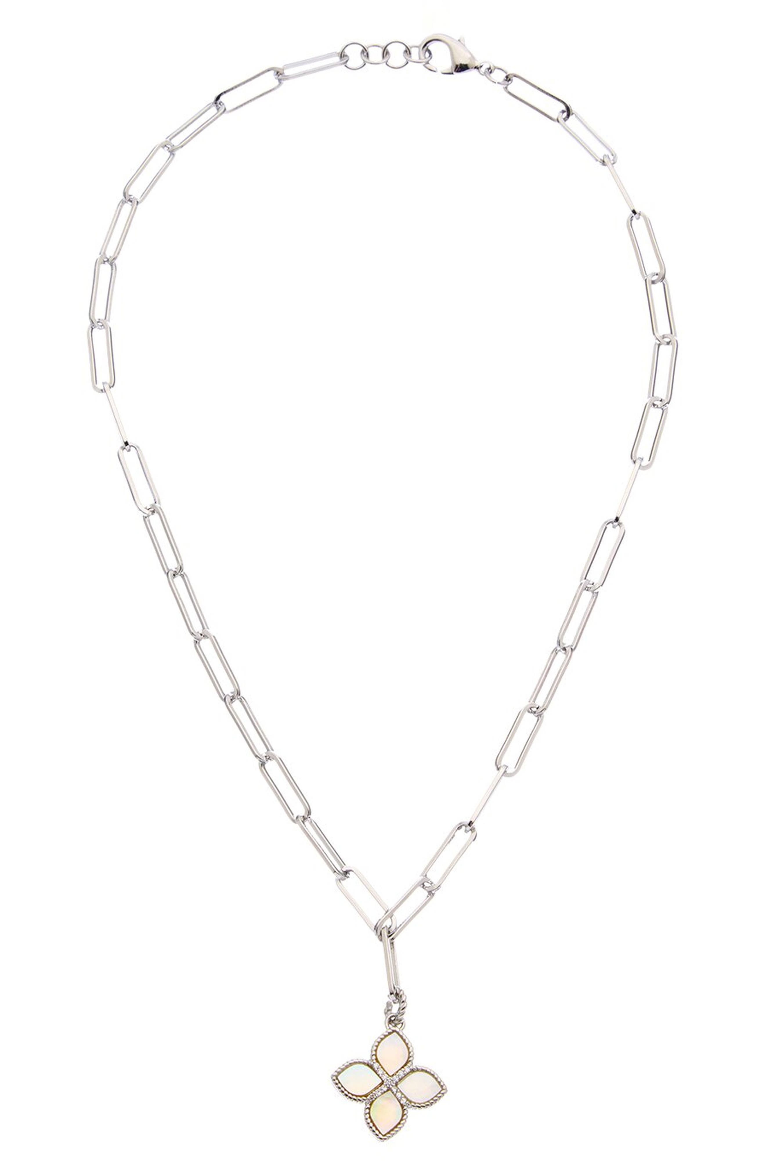 Quatrefoil Pendant Paperclip Chain Necklace