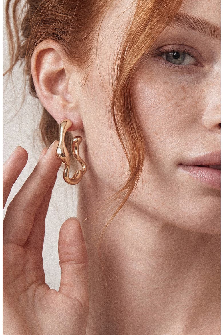 Liquid Metal Hoop Earrings, Alternate, color, GOLD