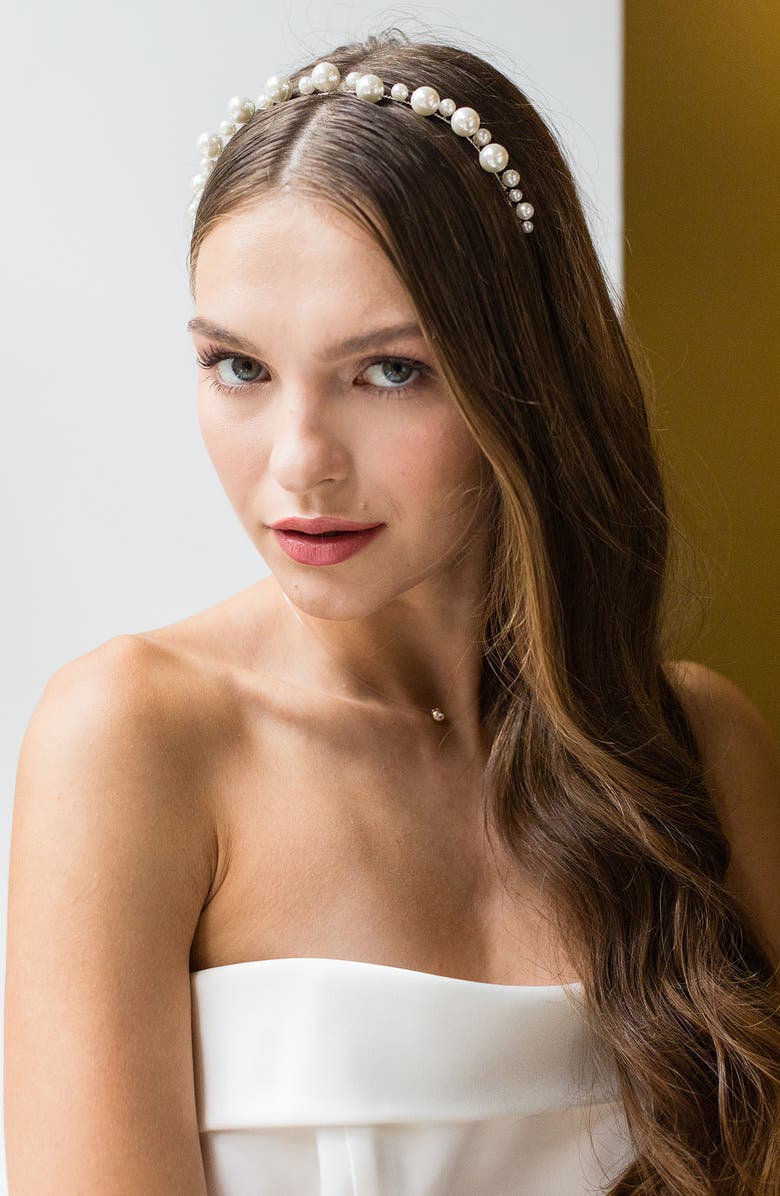 Brides & Hairpins Gabriela Halo Hair Comb, Alternate, color, Silver