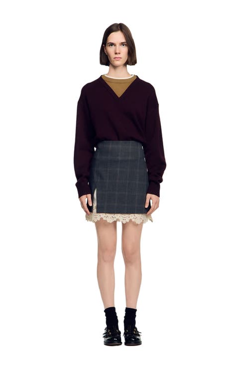 Short Skirt With Lace Panel