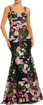 Mac Duggal Sleeveless Scoop Neck Embroidered Mermaid Gown