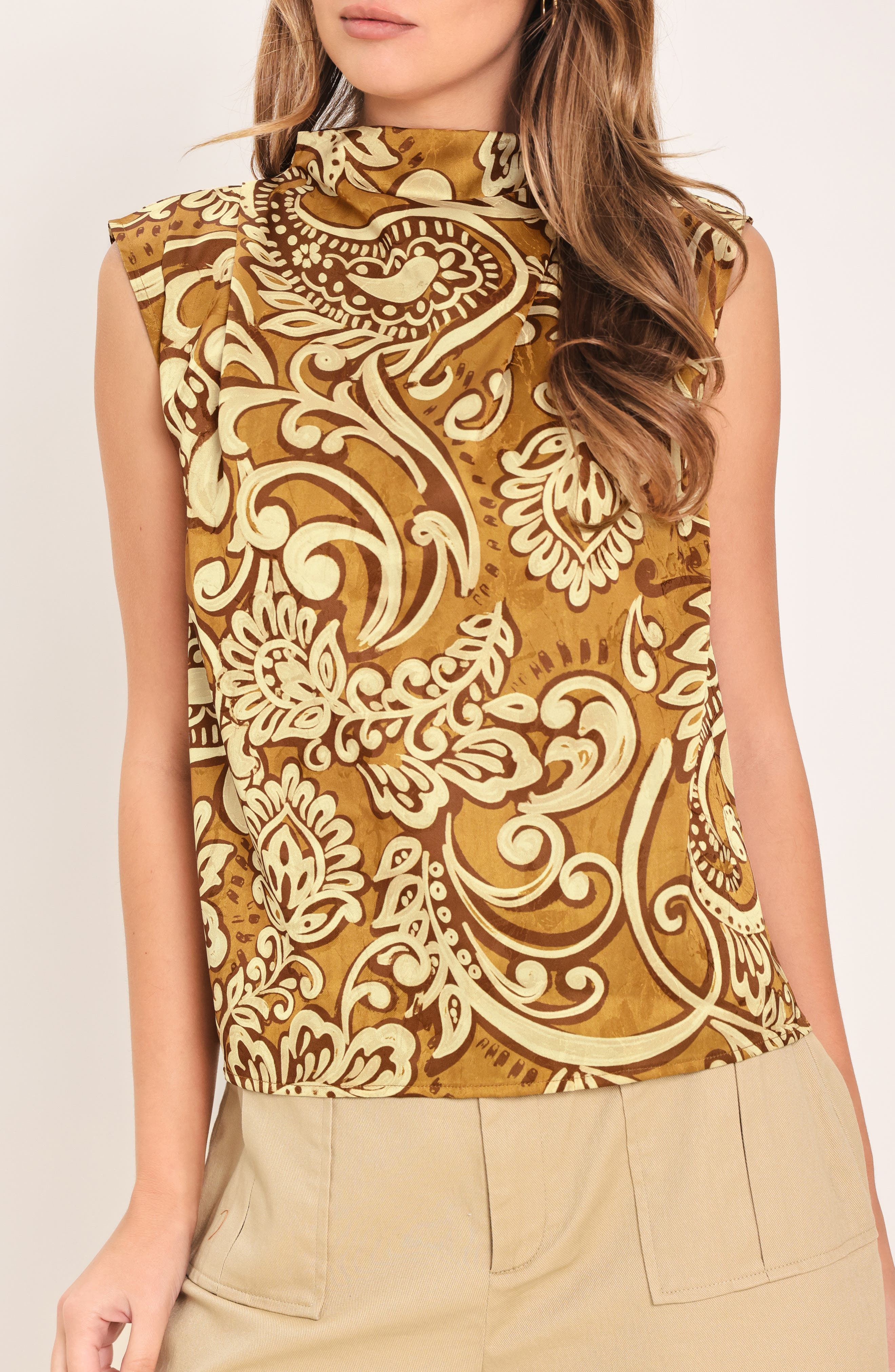 Mock Neck Sleeveless Print Top
