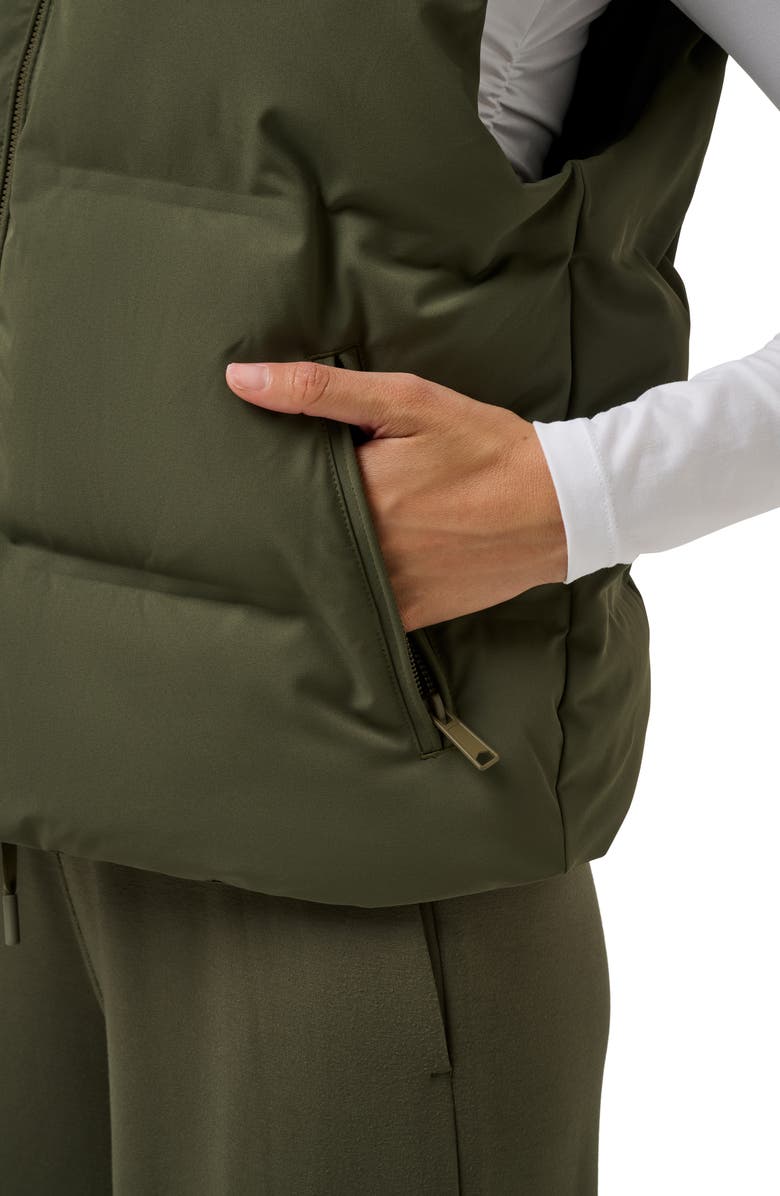 TravisMathew Moontide Quilted Vest, Alternate, color, Grape Leaf