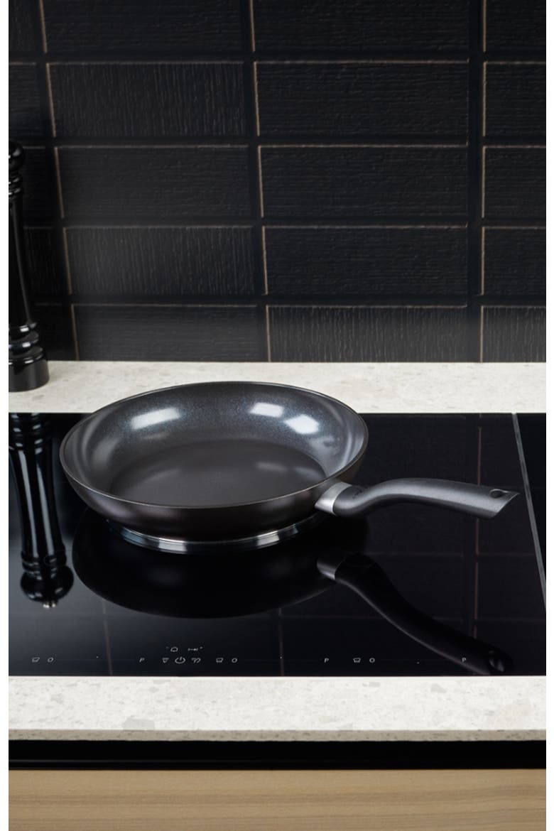 Essential Ceramic Frying Pan 9.5", 1.8qt, Alternate, color, Grey/Black