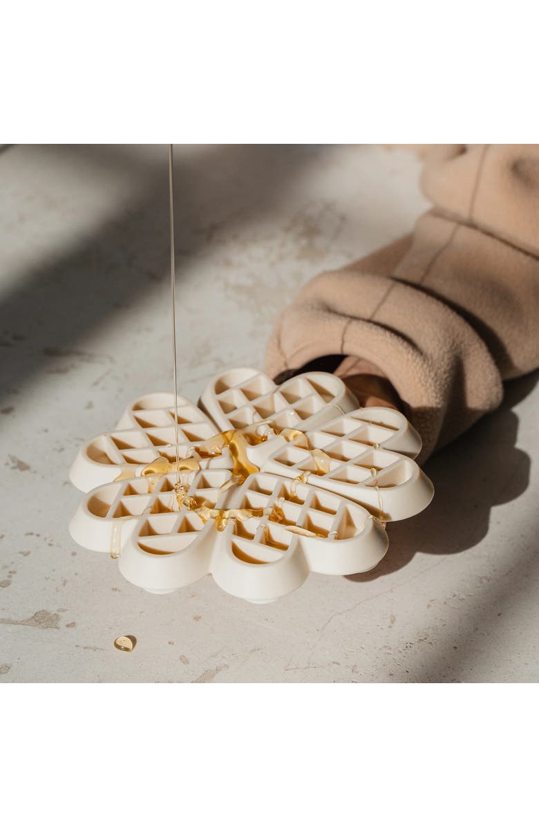 Dexypaws Hide
Seek Slow Feeder, Alternate, color, Beige