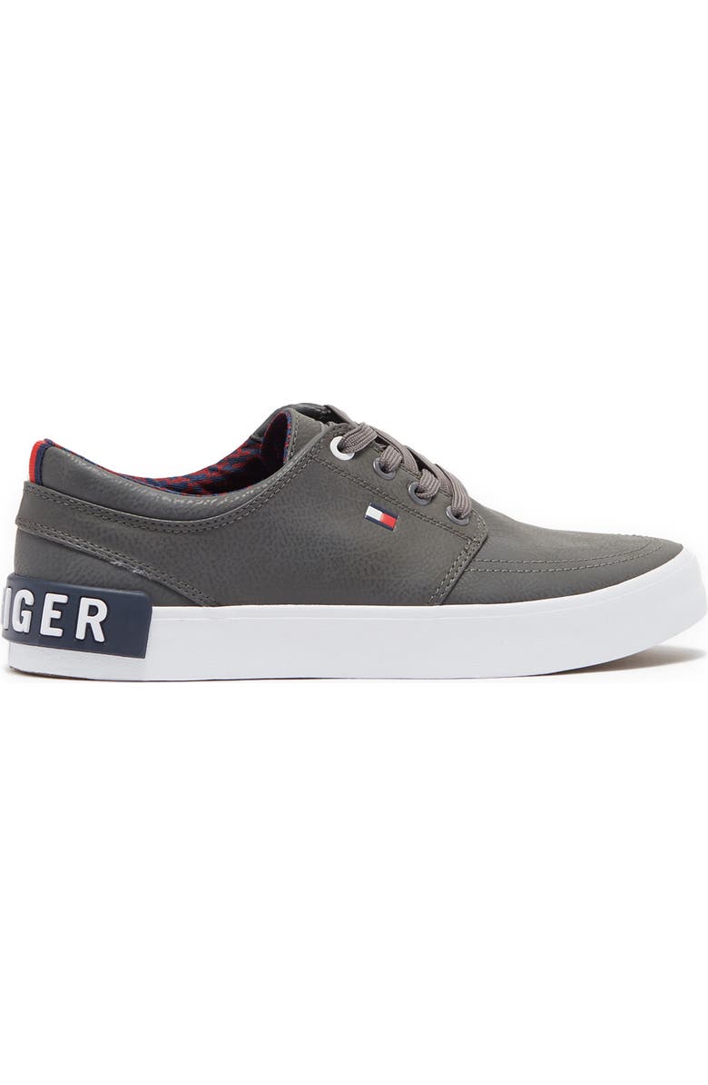 Tommy Hilfiger Recin Lace-Up Sneaker, Alternate, color,