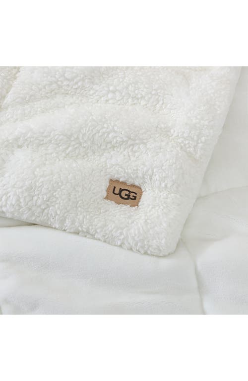 Ugg(r) Avery Quilted Throw Blanket