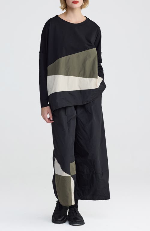 Luukaa Brooklyn Cropped Graphic Pants In Black