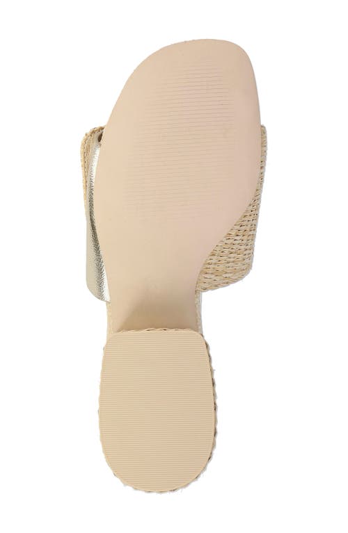 Mia Idania Block Heel Sandal In Natural/gold