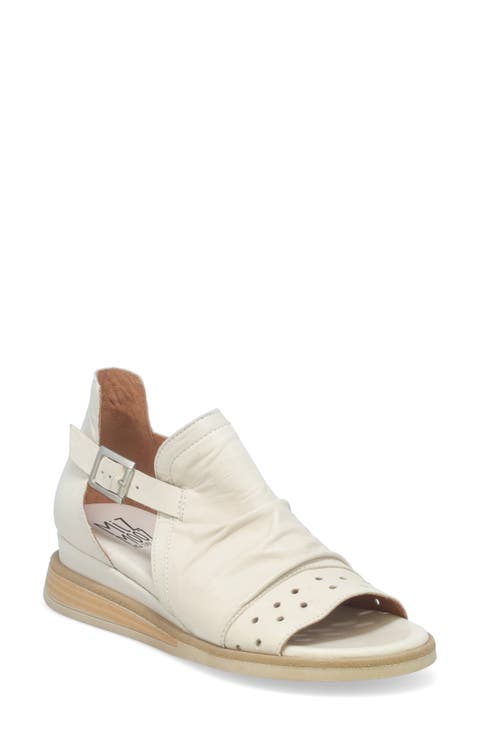 Cara Sandal