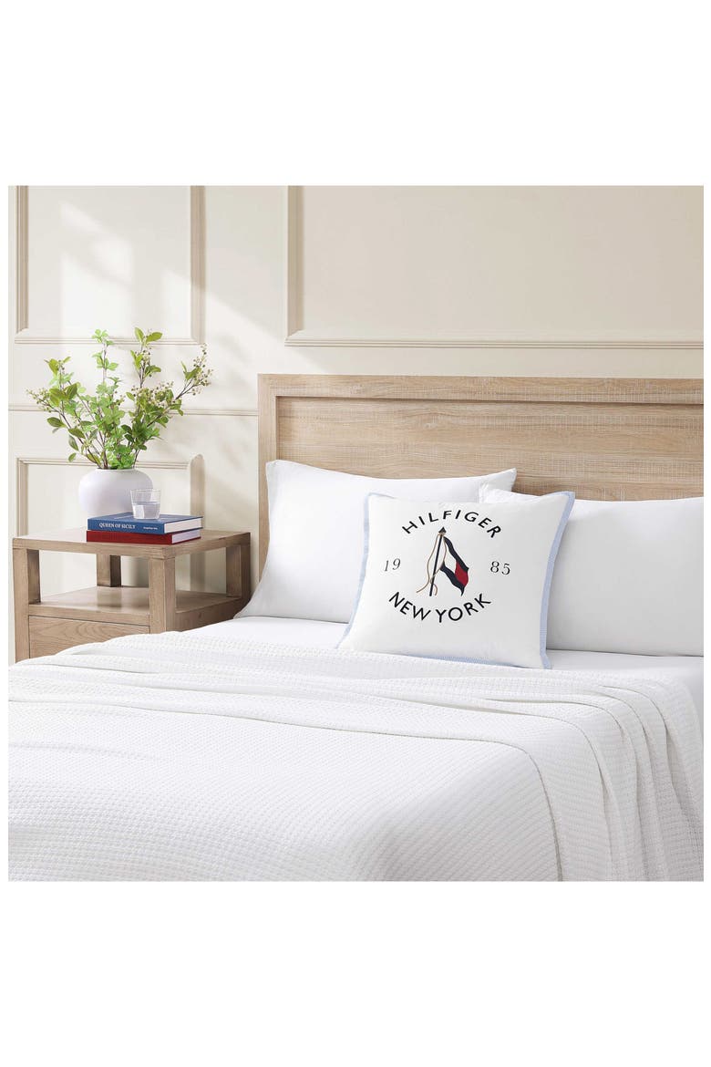 NY Flag Canvas Accent Pillow, Alternate, color, WHITE