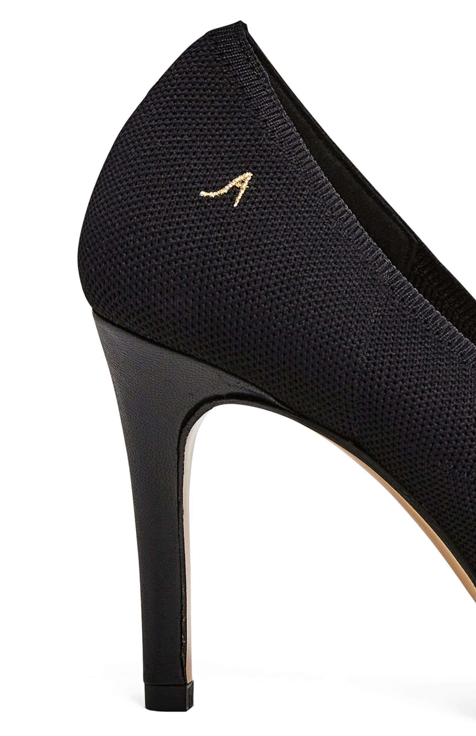 Stinaa.J Felicia Orthopedic Expandable 3.5-in Pumps, Alternate, color, Expandable Black