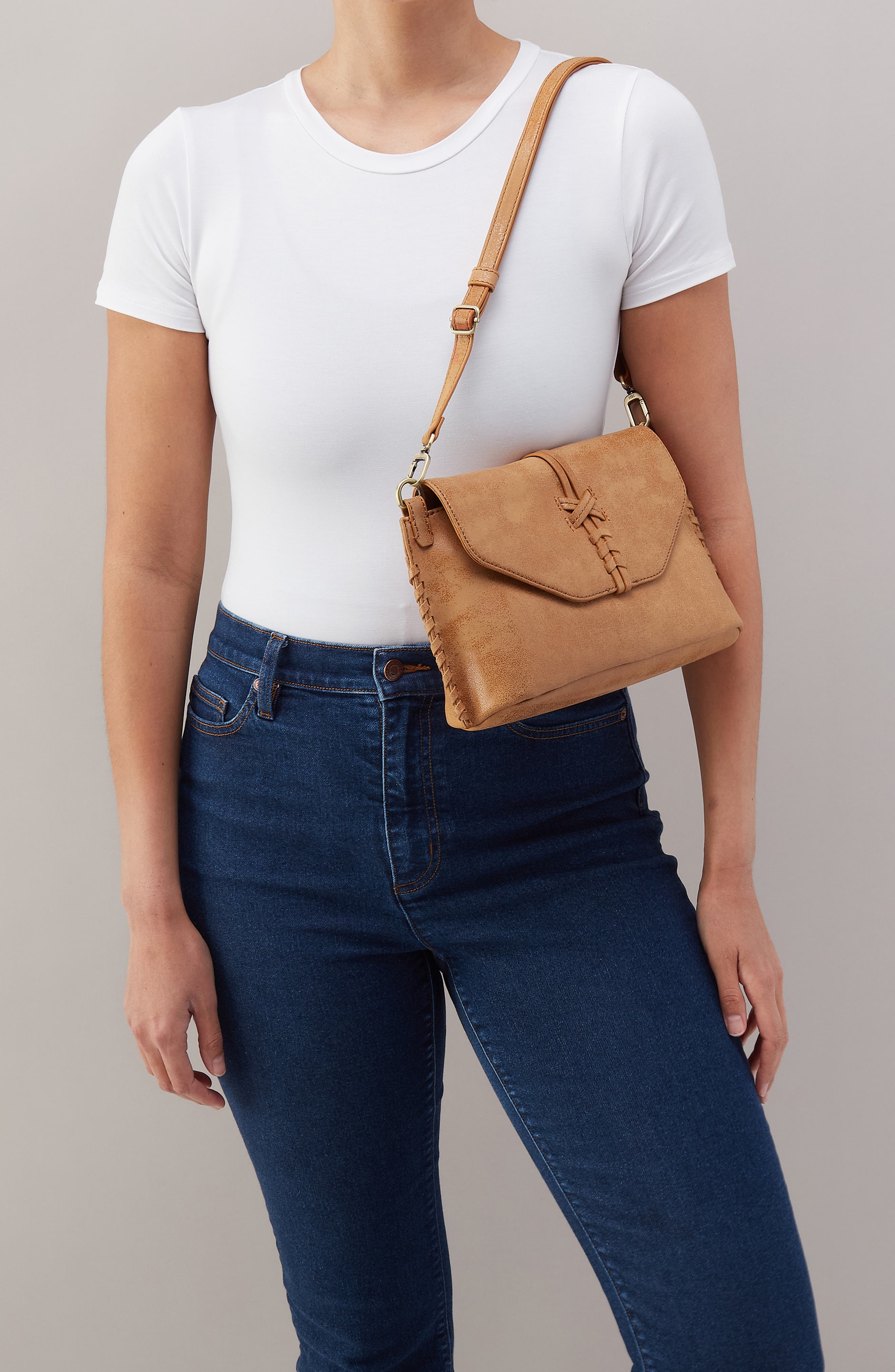 HOBO Expedition Leather Crossbody Bag, Alternate, color, Whiskey