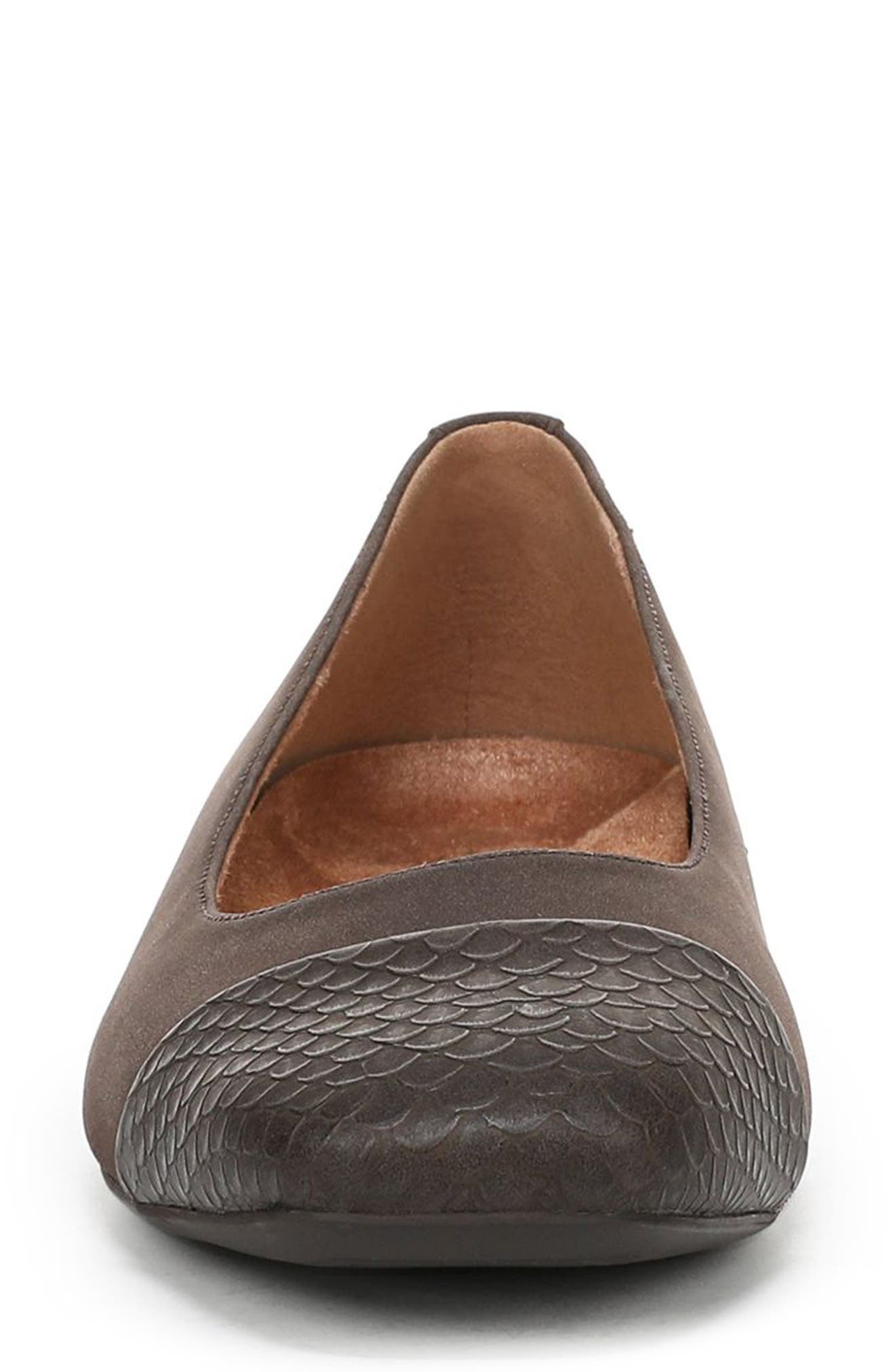 Hollen Cap Toe Flat, Alternate, color, CHOCOLATE