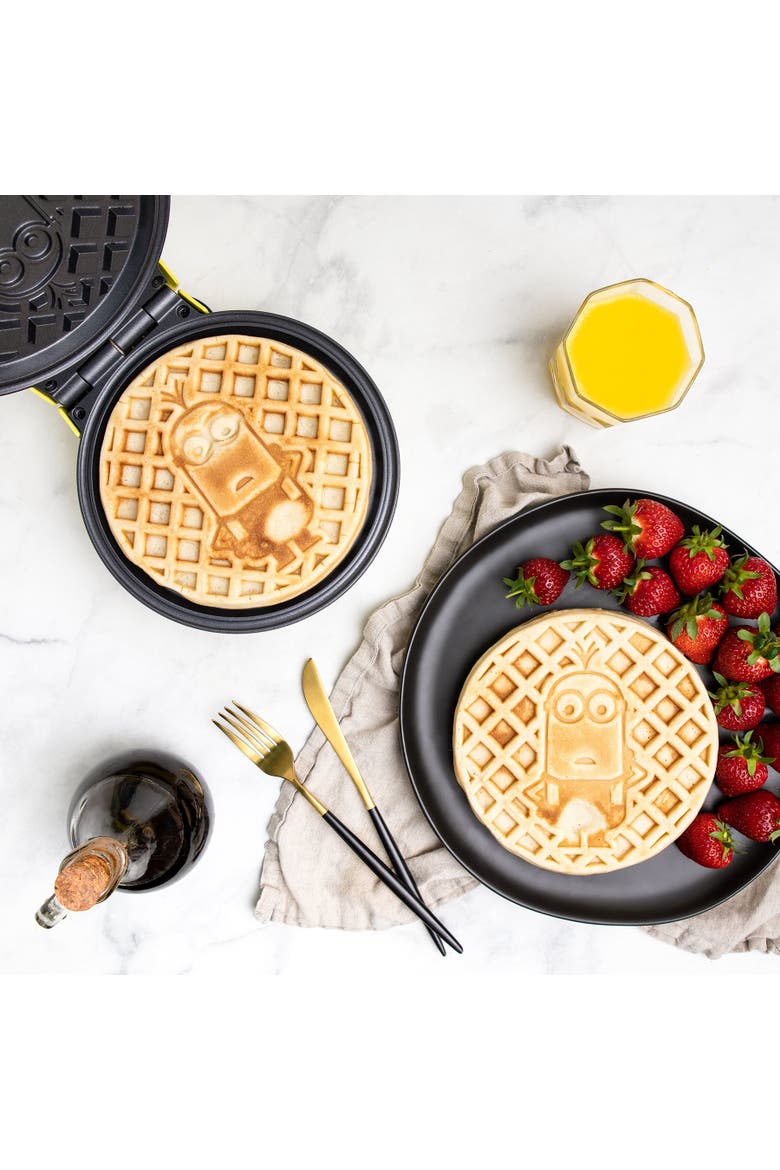 Minions Kevin Round Waffle Maker, Alternate, color, None