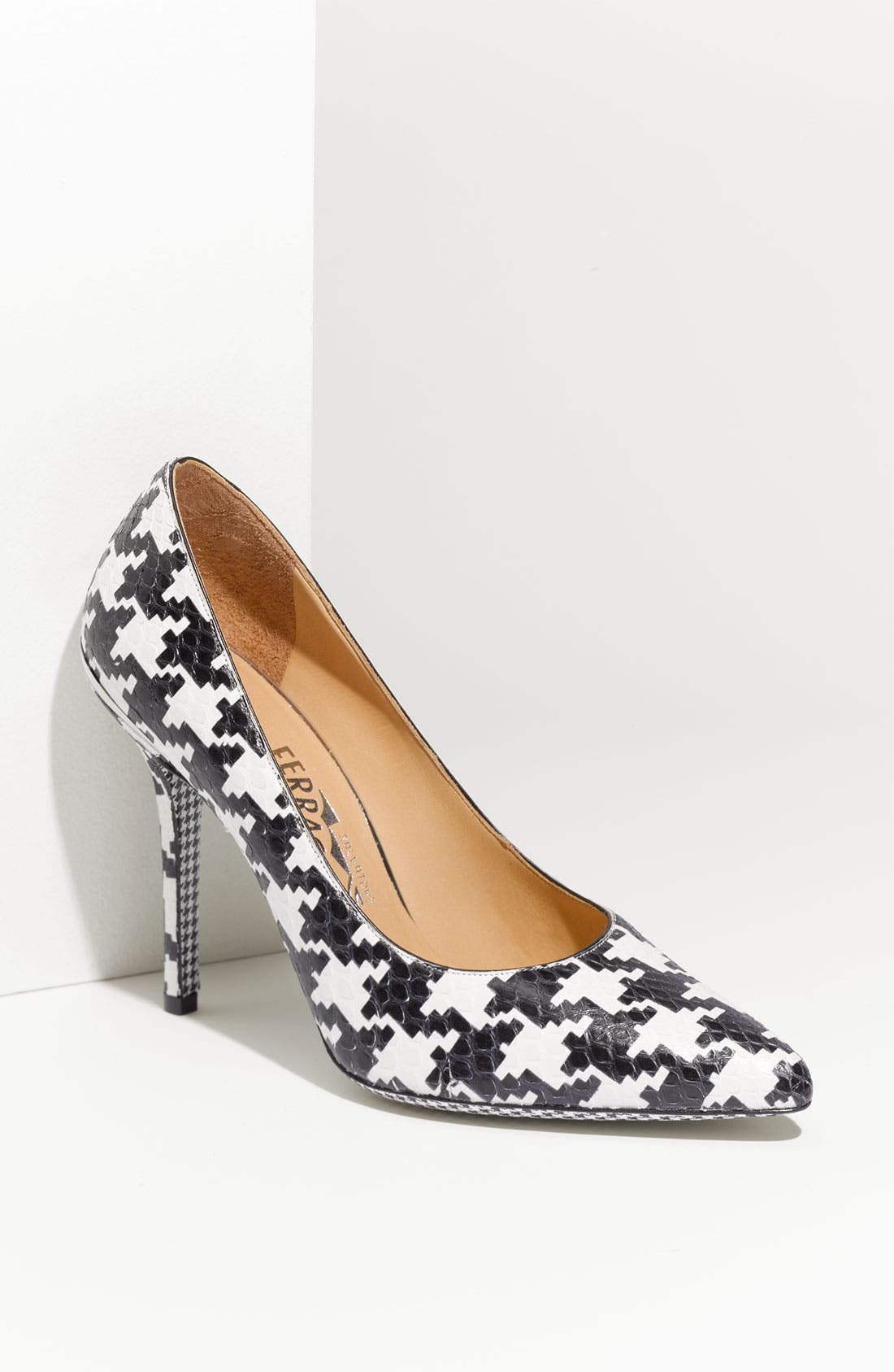 Salvatore Ferragamo Houndstooth Genuine Python Pump, Main, color, BLACK WHITE PYTHON