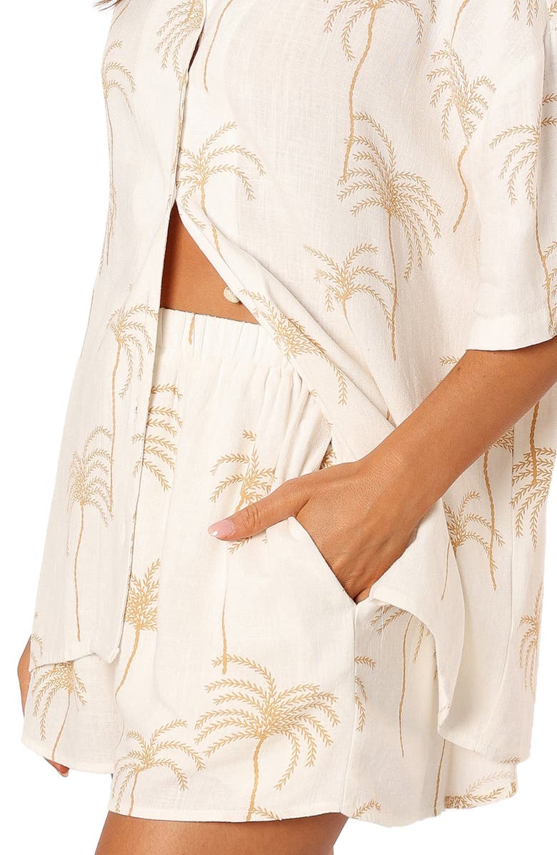Petal & Pup Amira Palm Tree Shorts, Alternate, color, 