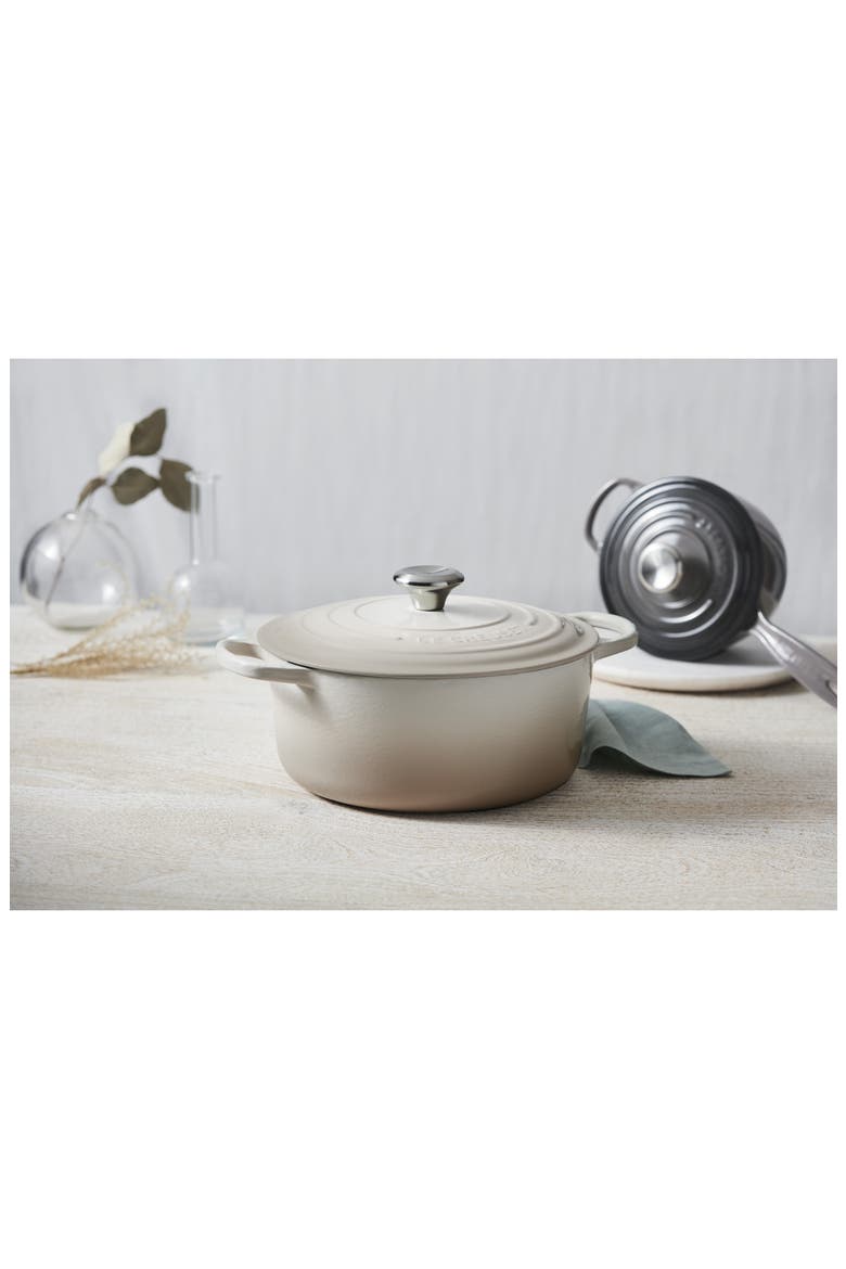 3 1/2-Quart Signature Round Enamel Cast Iron French/Dutch Oven, Alternate, color, MERINGUE